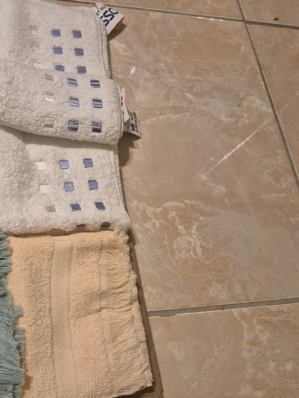 16 Single High Quality Extra Fancy Face Towels New